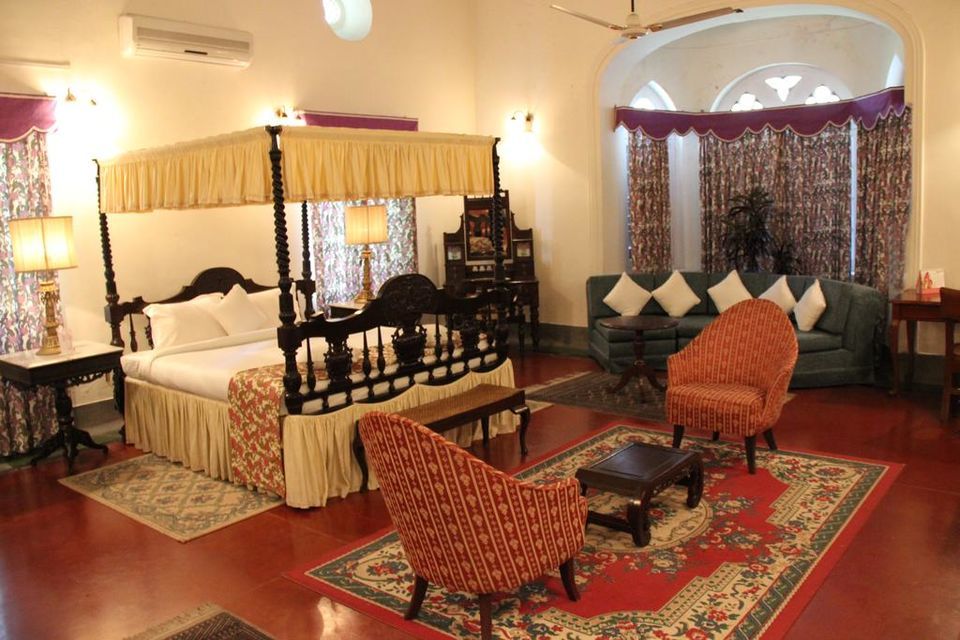Photo of হাম্পি থেকে নজর সরিয়ে চলুন একবার ঘুরে আসা যাক অসমের এইসব ধ্বংসস্তূপগুলো থেকে by Saheli Bera