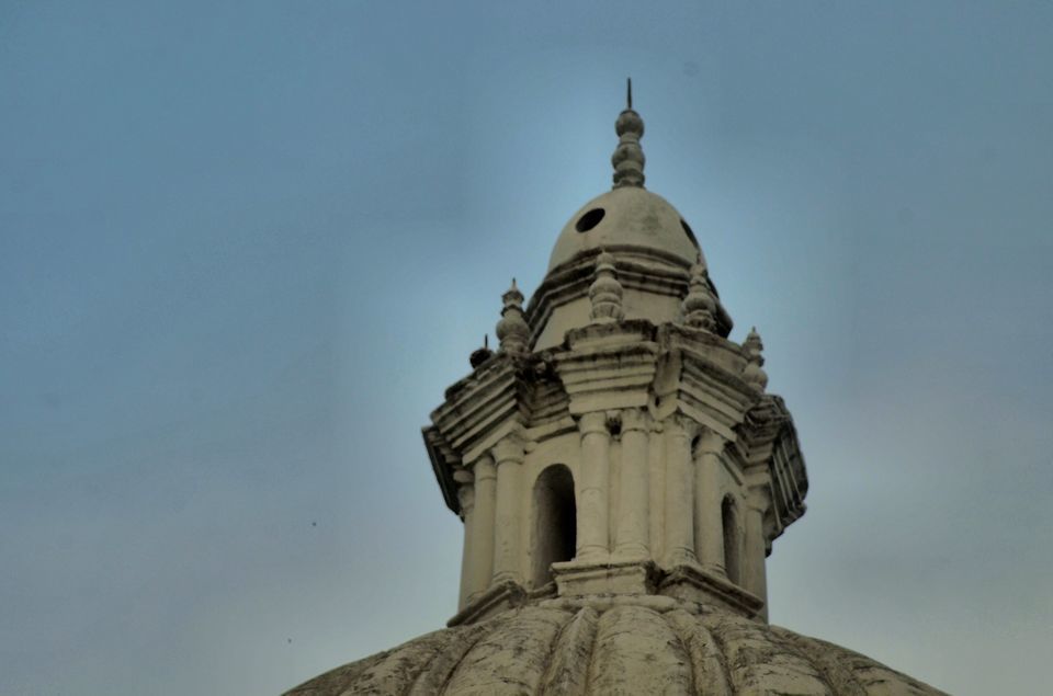 Photo of চুঁচুড়ায় সাত সাহেবের বিবি সুসানা আনা মারিয়ার কবর: বাস্তব আর কল্পনার মেলবন্ধন by Aninda De