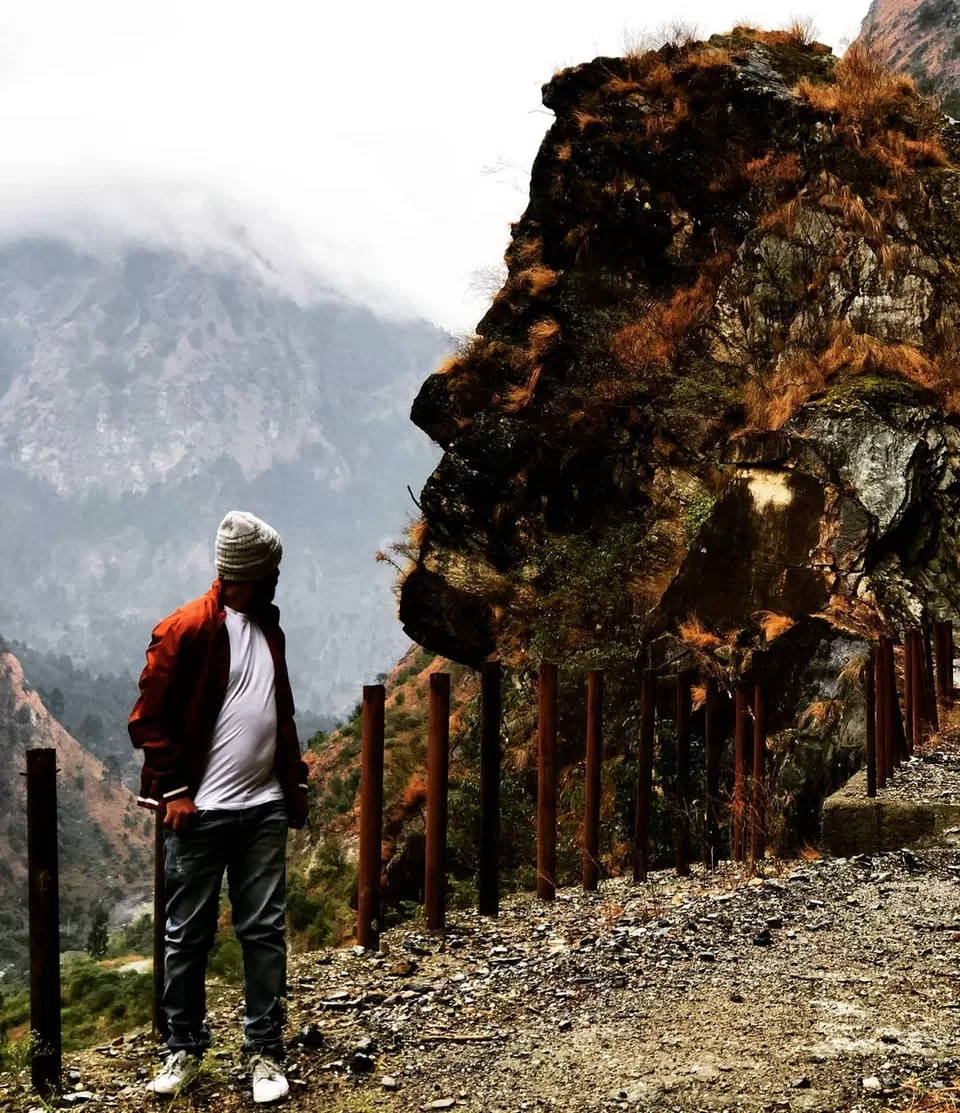 Photo of Tirthan Valley, Pekhri, Himachal Pradesh, India by Aninda De