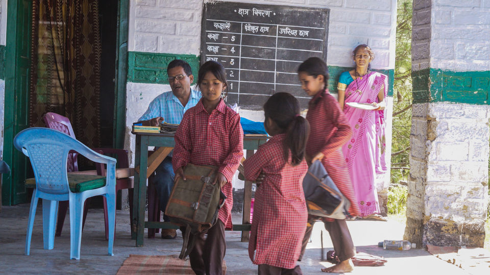 Photo of This Himalayan Teacher Will Change Your Perception About Education! 4/4 by Utkarsh Srivastava