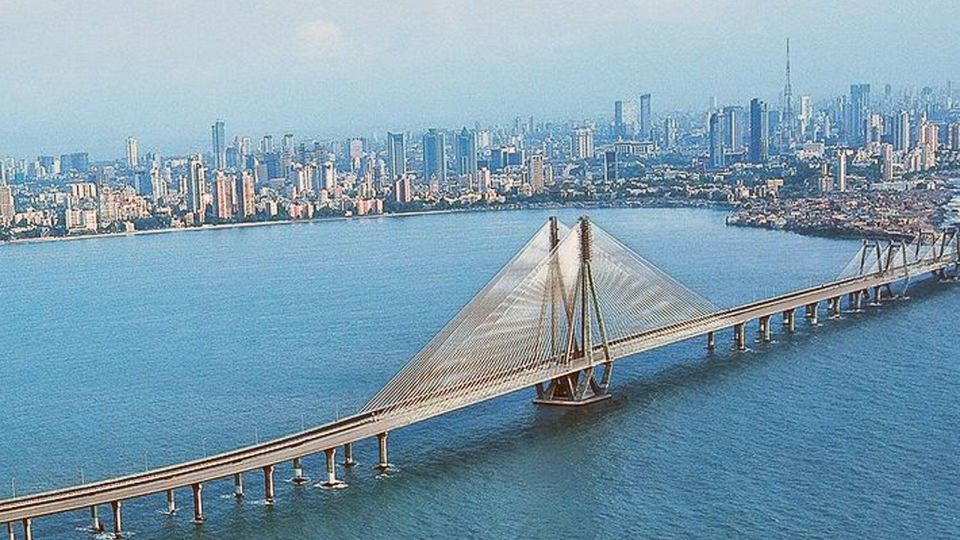 Photo of Admire the beautiful skyline and the majestic sea, this can be your long drive during Monsoon. by Jinal Shah