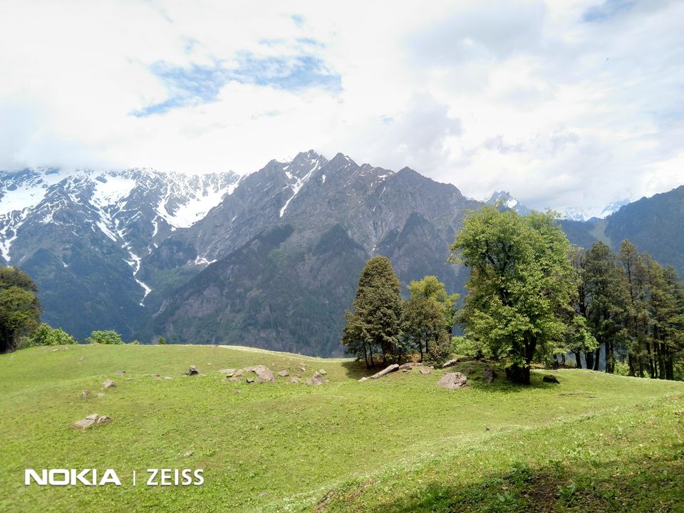 Photo of Old Manali - A sweet spot in the Himalayas by Johnson John