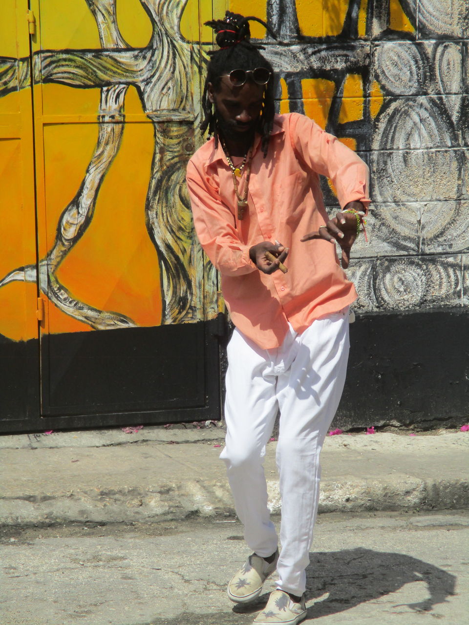 Photo of Afro-Caribbean Beats and Street Art in Havana - journey-junkies.com 2/6 by journey-junkies