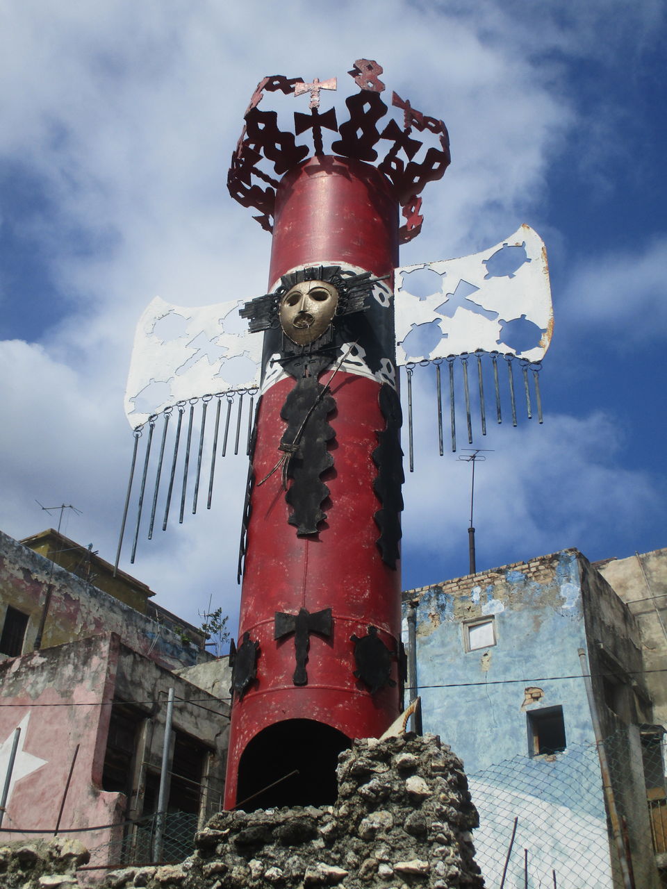 Photo of Afro-Caribbean Beats and Street Art in Havana - journey-junkies.com 5/6 by journey-junkies