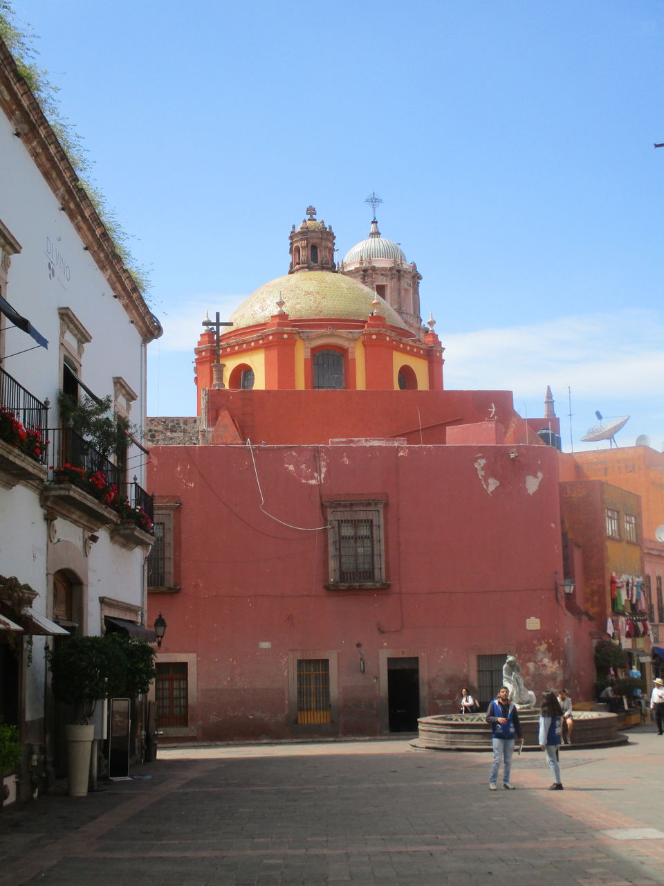 Photo of An Introduction to Queretaro, Mexico - journey-junkies.com 1/16 by journey-junkies