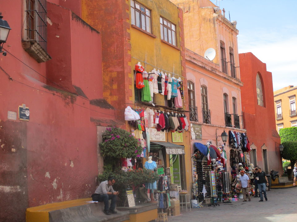 Photo of An Introduction to Queretaro, Mexico - journey-junkies.com 12/16 by journey-junkies
