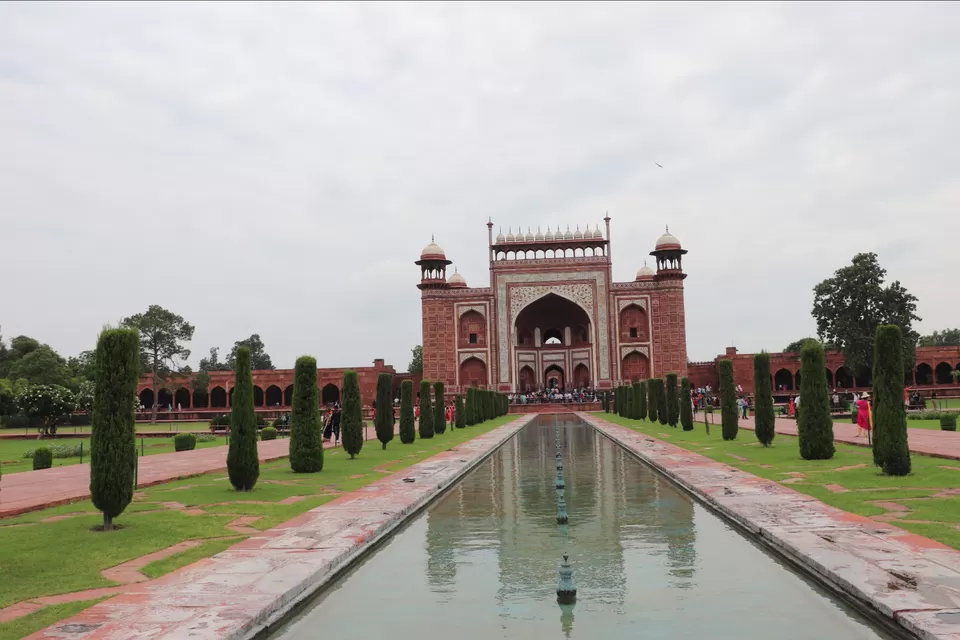 Photo of Taj Mahal by Lenzzstruck