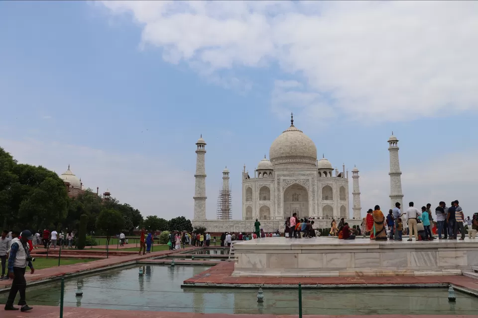 Photo of Taj Mahal by Lenzzstruck