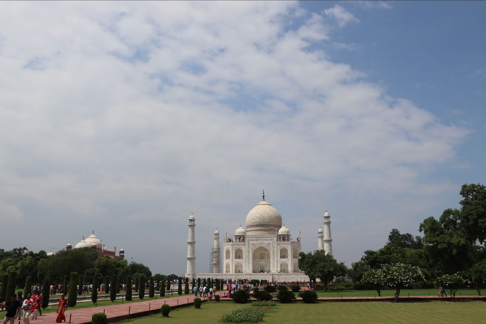 Photo of Taj Mahal by Lenzzstruck Rahul