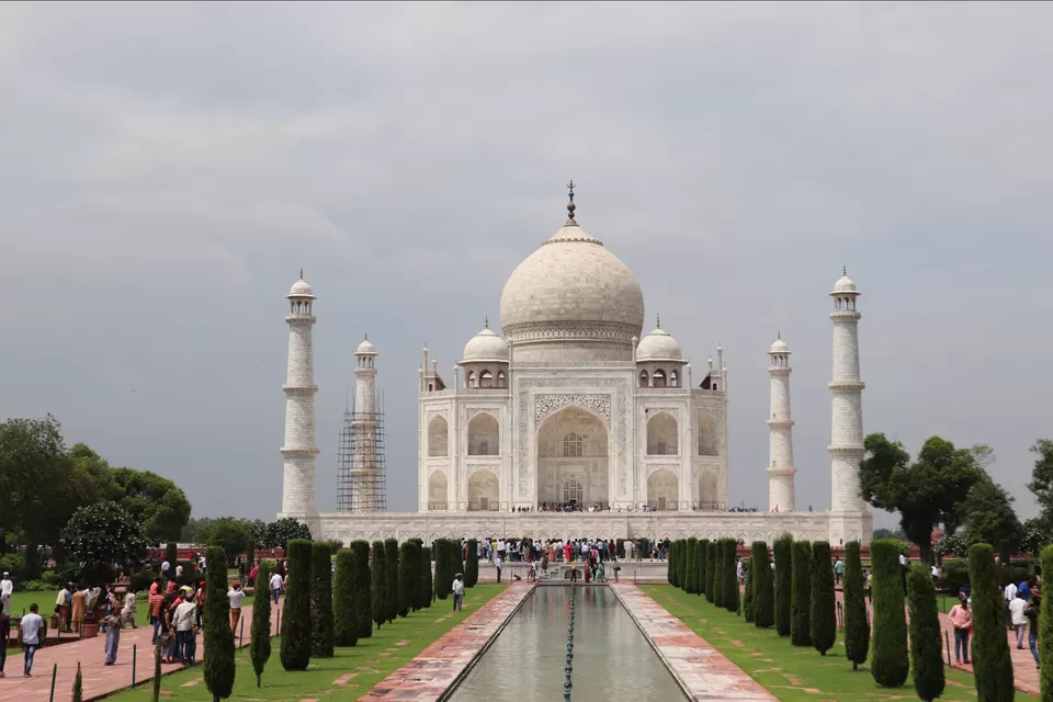 Photo of Taj Mahal by Lenzzstruck