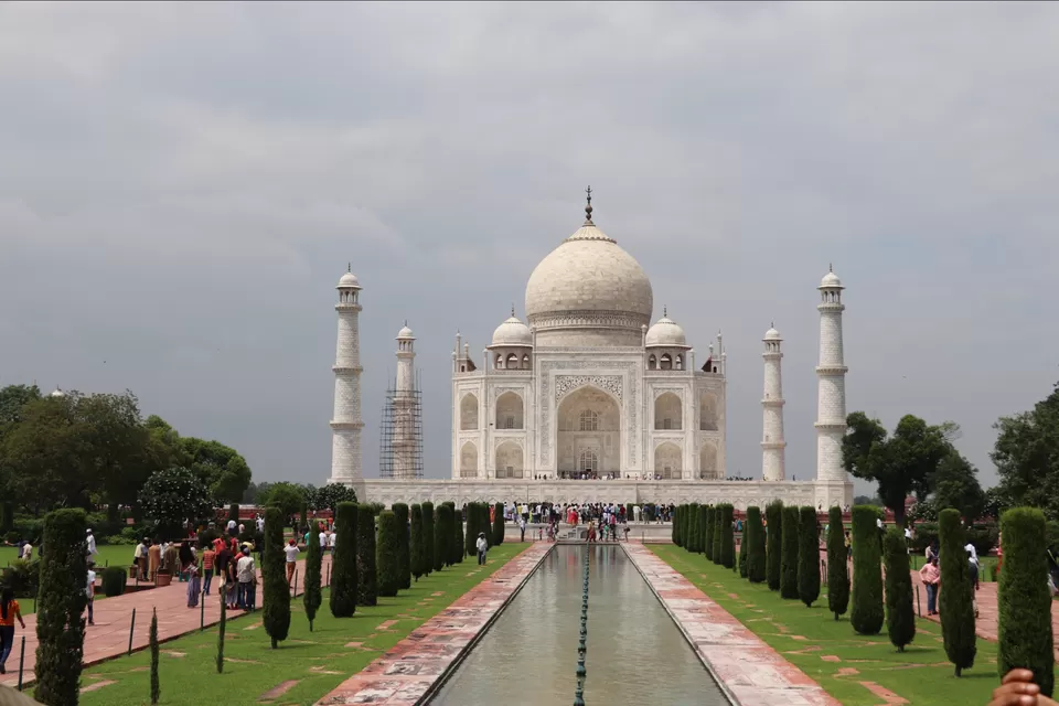 Photo of Taj Mahal by Lenzzstruck