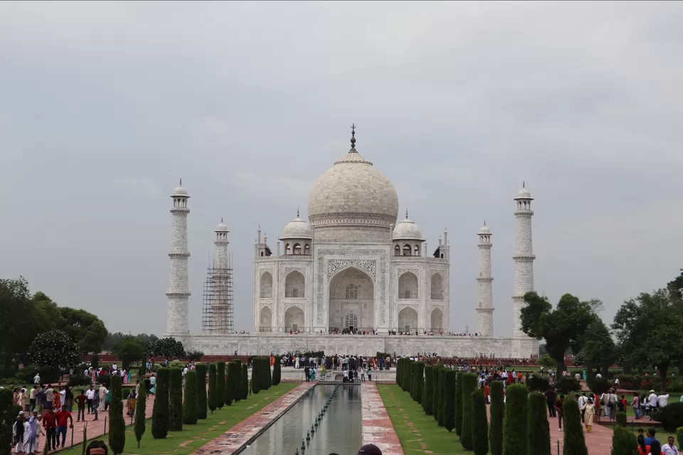 Photo of Taj Mahal by Lenzzstruck