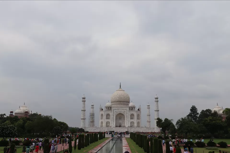 Photo of Taj Mahal by Lenzzstruck