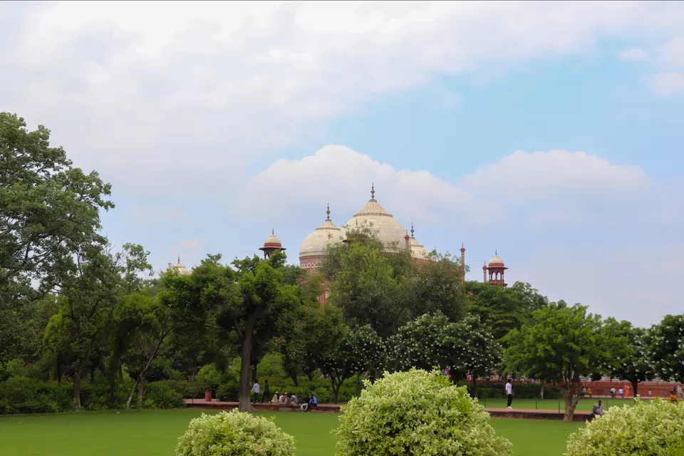 Photo of Taj Mahal by Lenzzstruck