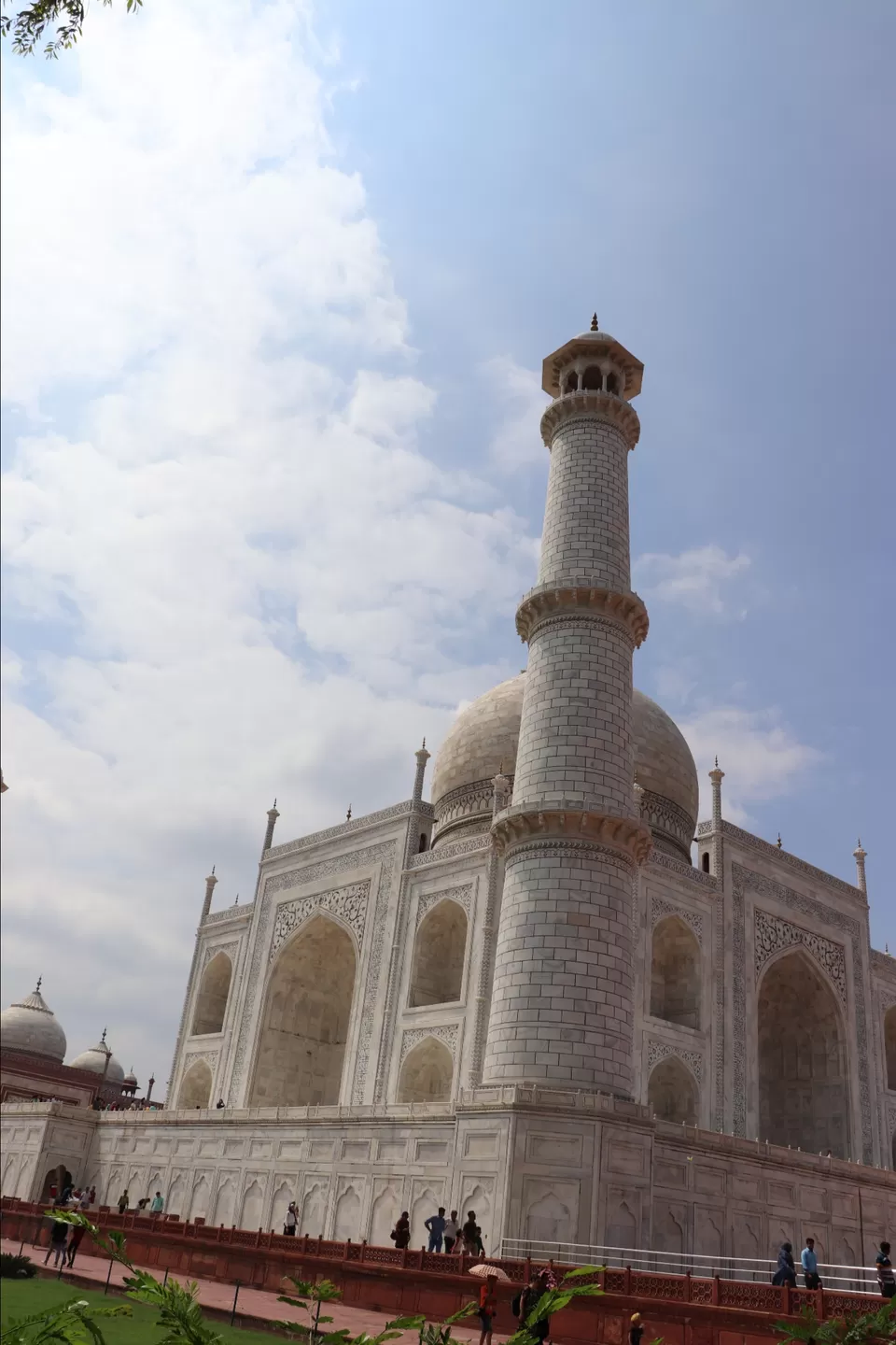Photo of TajMahal by Car by Lenzzstruck