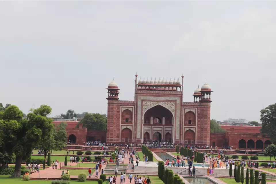 Photo of TajMahal by Car by Lenzzstruck