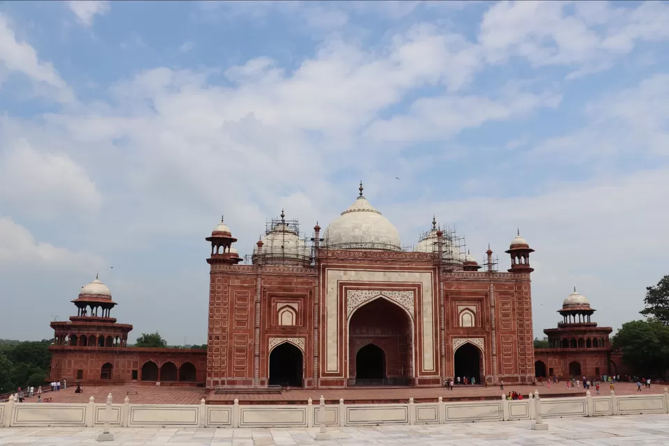 Photo of TajMahal by Car by Lenzzstruck