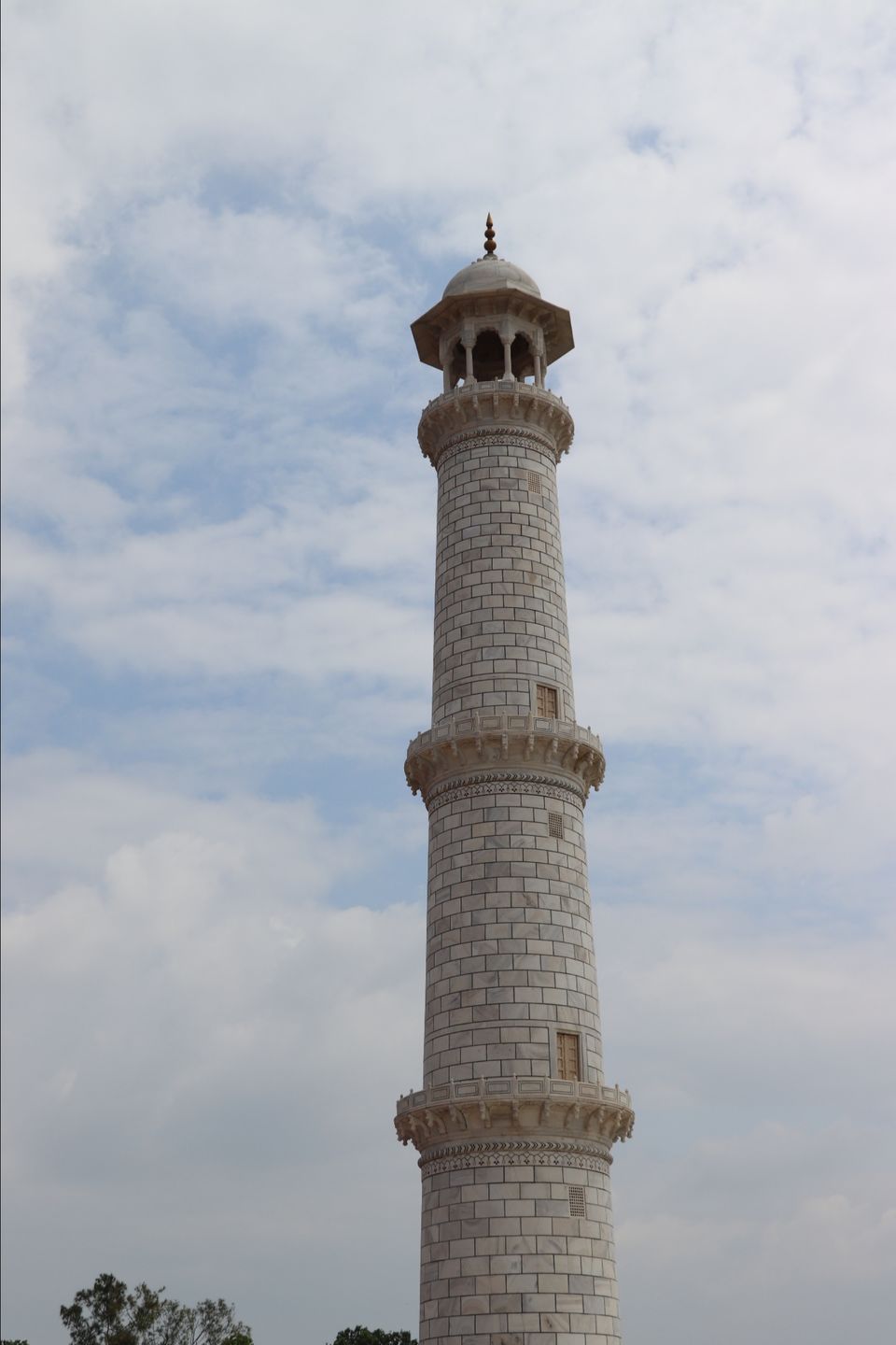 Photo of TajMahal by Car by Lenzzstruck Rahul
