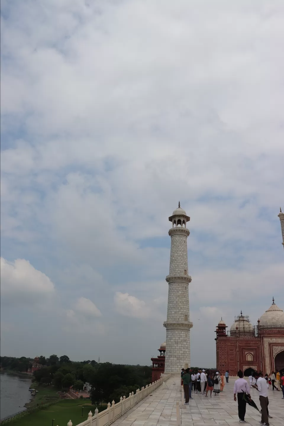 Photo of TajMahal by Car by Lenzzstruck
