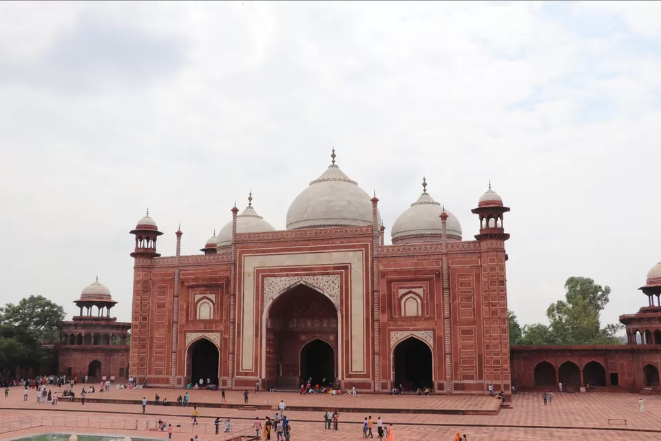 Photo of TajMahal by Car by Lenzzstruck