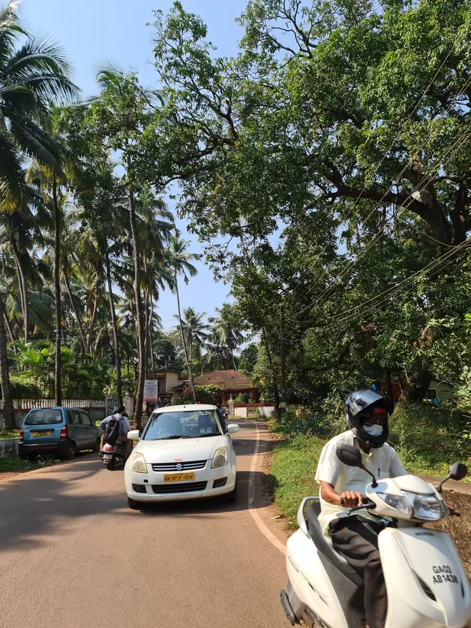 Photo of Panjim Bus Stand by Lenzzstruck
