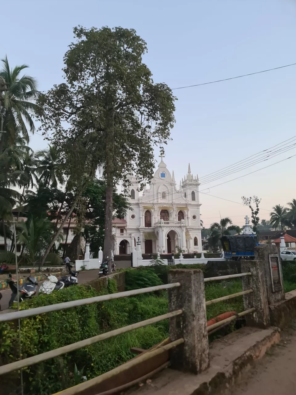 Photo of Siolim by Lenzzstruck