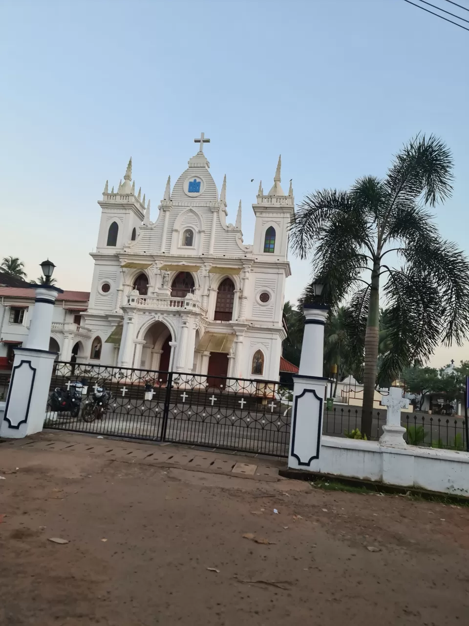 Photo of Siolim by Lenzzstruck