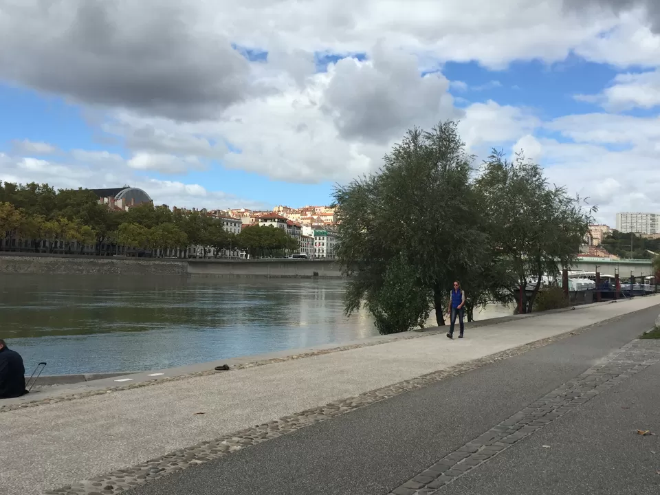 Photo of Lyon, France by Mahathi