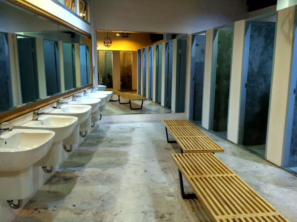 Photo of Ban Mo, Wang Burapha Phirom, Phra Nakhon, Bangkok, Thailand by Jackson Aishwarya