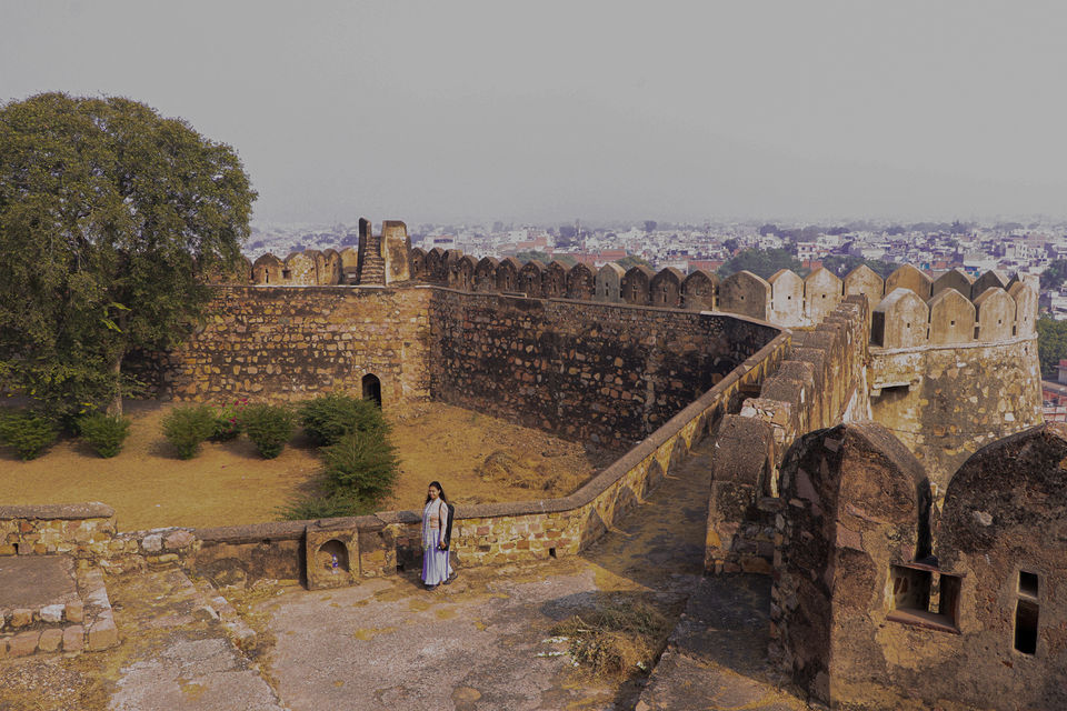 Photo of Jhansi Fort - A fort that witnessed making of a brave queen 1/1 by Ankita Biswas | My Travelling Stilettos