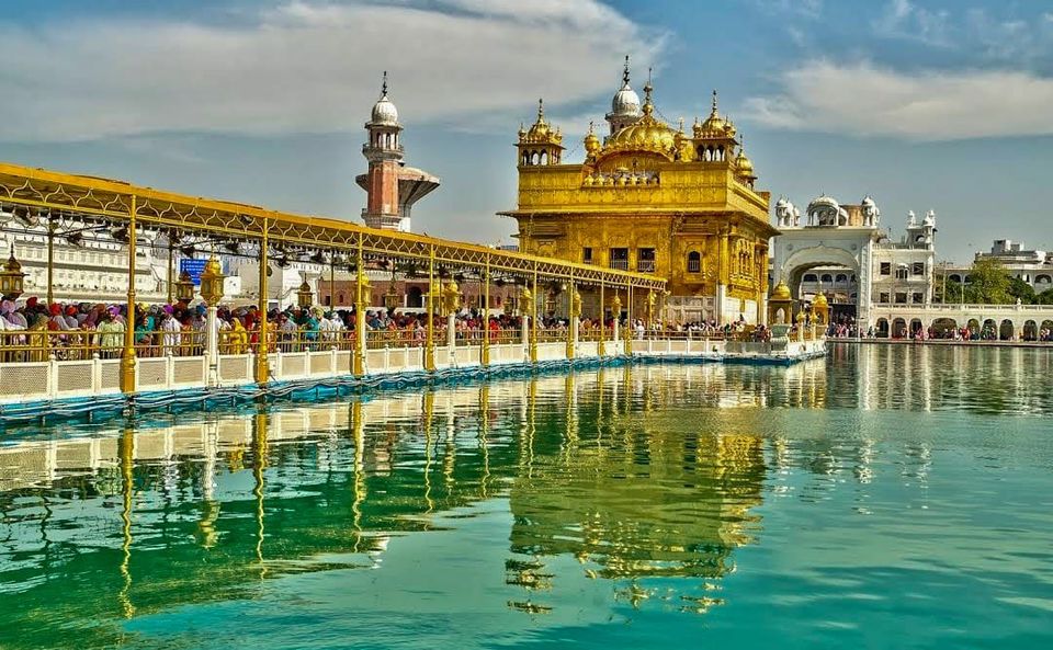 Photo of विविधता में एकता देखना हो तो एक बार अमृतसर जरूर आएँ by Priya Yadav