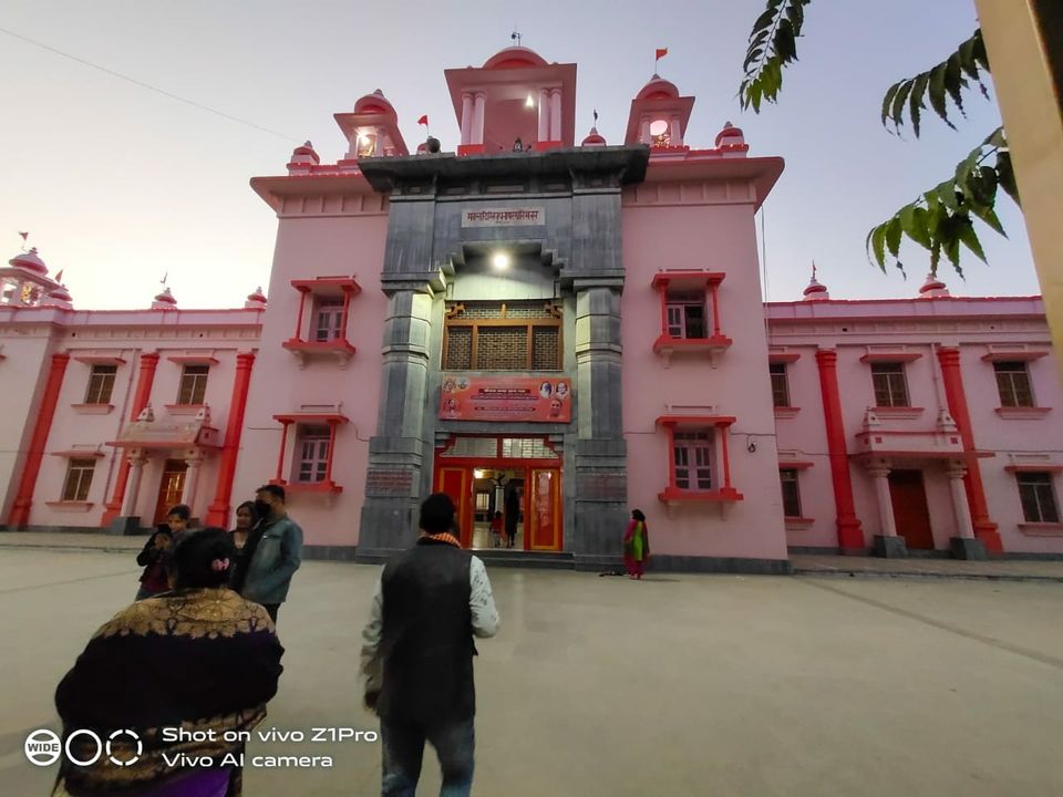 Photo of गोरखनाथ मंदिर, योगी आदित्यनाथ की तपोभूमि by Priya Yadav