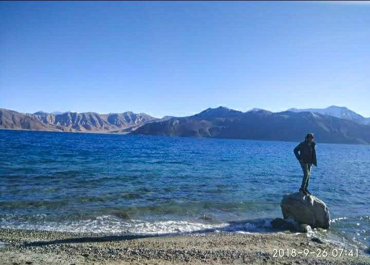 Photo of बर्फीले रेगिस्तान का सतरंगी इंद्रधनुष, पैंगांग झील by Priya Yadav