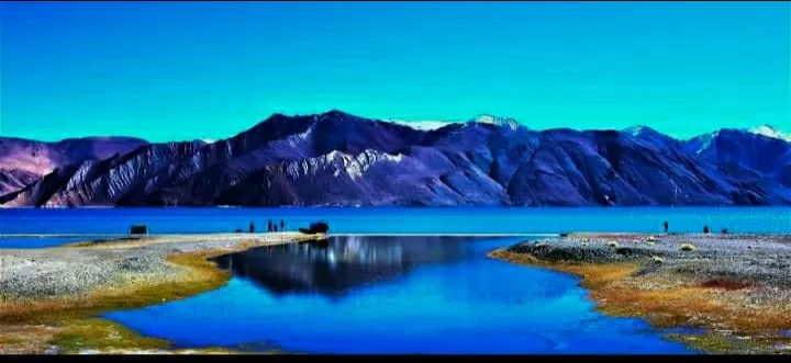 Photo of बर्फीले रेगिस्तान का सतरंगी इंद्रधनुष, पैंगांग झील by Priya Yadav