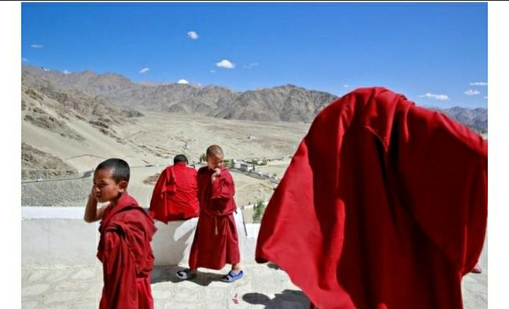 Photo of ठीकसे मठ,लेह की पहाड़ियों पे आस्था का केंद्र by Priya Yadav
