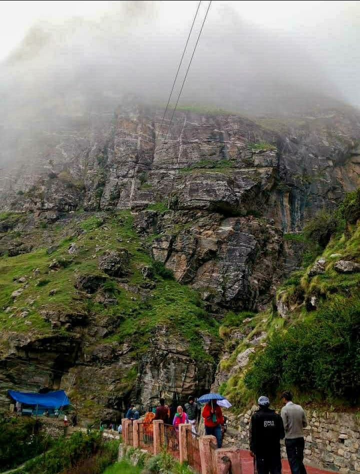 Photo of भारत का आखिरी गांव,जहाँ से है स्वर्ग जाने का रास्ता by Priya Yadav