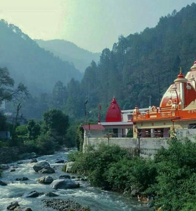 Photo of कैंची धाम: जहाँ पूरी होती है हर मुराद,फेसबुक और एप्पल के मालिक ने भी झुकाए सिर by Priya Yadav
