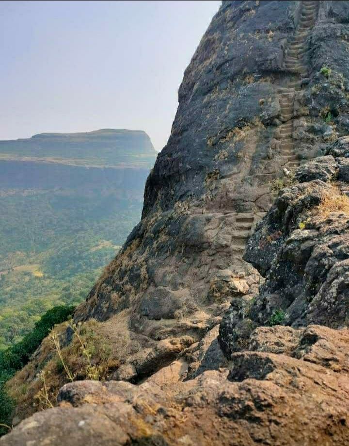 Photo of एडवेंचर के है शौकीन और इतिहास में है रूचि तो एक बार जरूर आये,हरिहर फोर्ट by Priya Yadav
