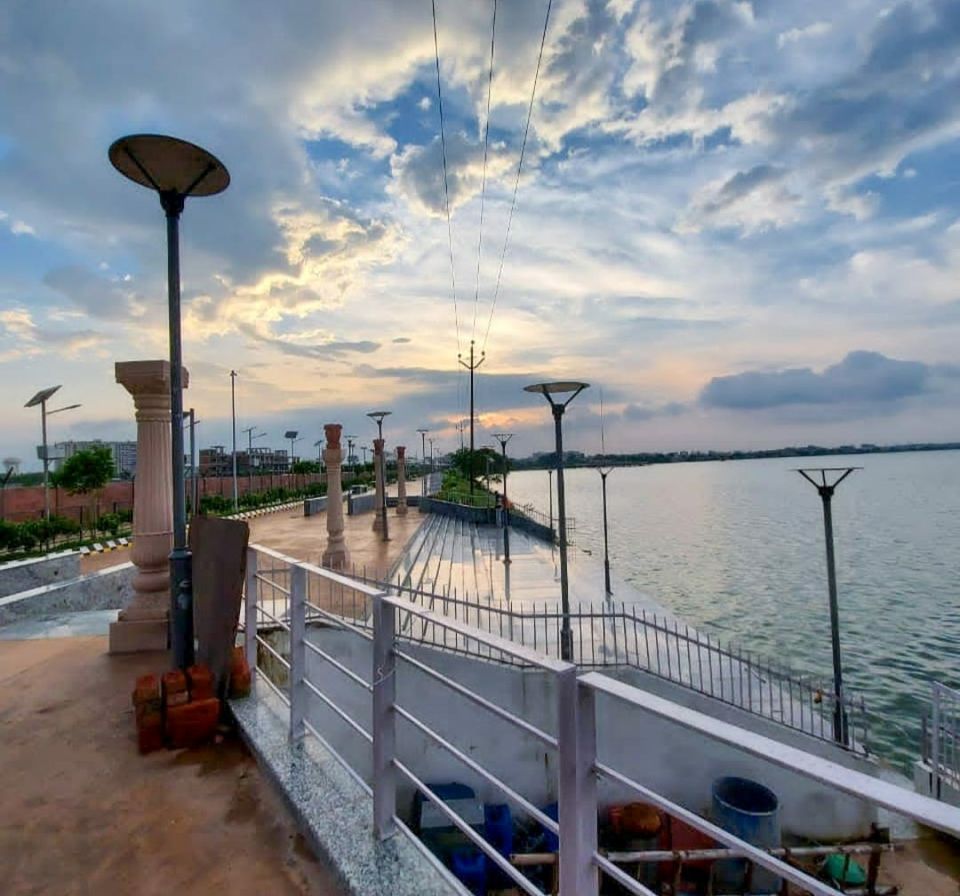 Photo of पूर्वांचल के मरीन ड्राइव की एक शाम by Priya Yadav