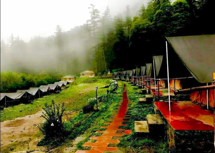 Photo of अगर लेना चाहते है टेंट शिविरों का मजा तो शिमला के ये 5 कैंपिंग स्पॉट जरूर ट्राई करें by Priya Yadav