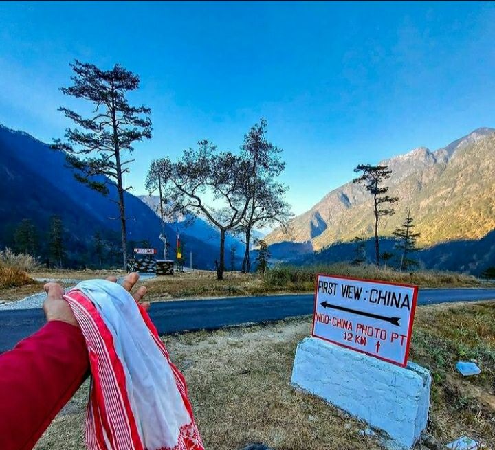 Photo of डोंग:-भारत का वो गाँव,जहाँ सबसे पहले पहुँचती है सूरज की किरणें by Priya Yadav