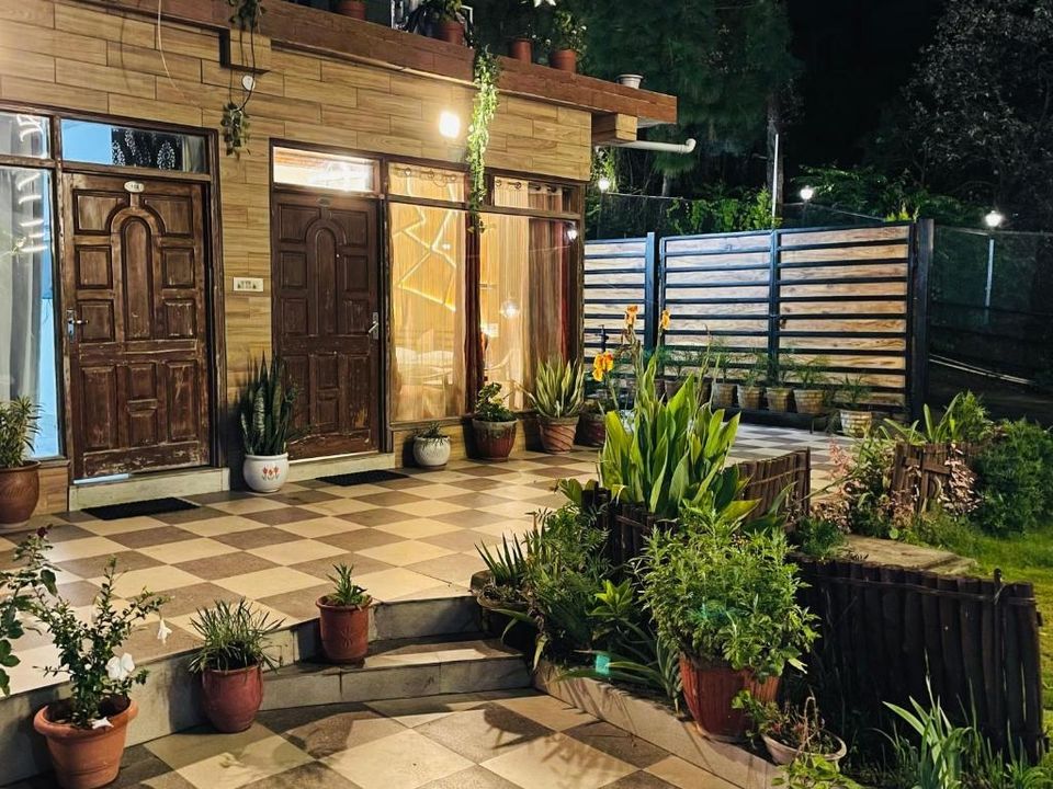 Photo of अगर इस सर्दी लेना चाहते हैं स्नोफॉल के मजे तो 1500 से भी कम की कीमत में बुक करें शिमला के ये होटल by Priya Yadav