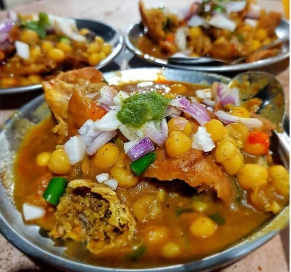 Photo of ये हैं कानपुर के सबसे स्वादिष्ट और पॉकेट फ्रेंडली स्ट्रीट फूड स्पॉट एक बार जरूर ट्राई करे by Priya Yadav
