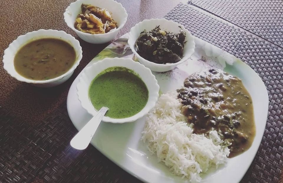 Photo of इन टेस्टी फूड को चखे बिना अधूरी रह जायेगी आपकी नैनीताल यात्रा by Priya Yadav