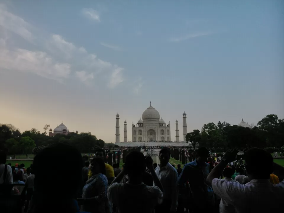 Photo of Taj Mahal, Agra by Shivkumar Birnale