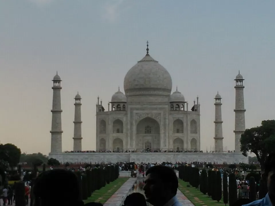 Photo of Taj Mahal, Agra by Shivkumar Birnale