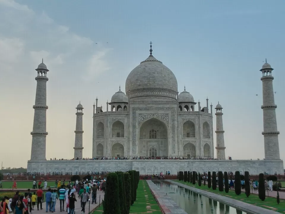 Photo of Taj Mahal, Agra by Shivkumar Birnale