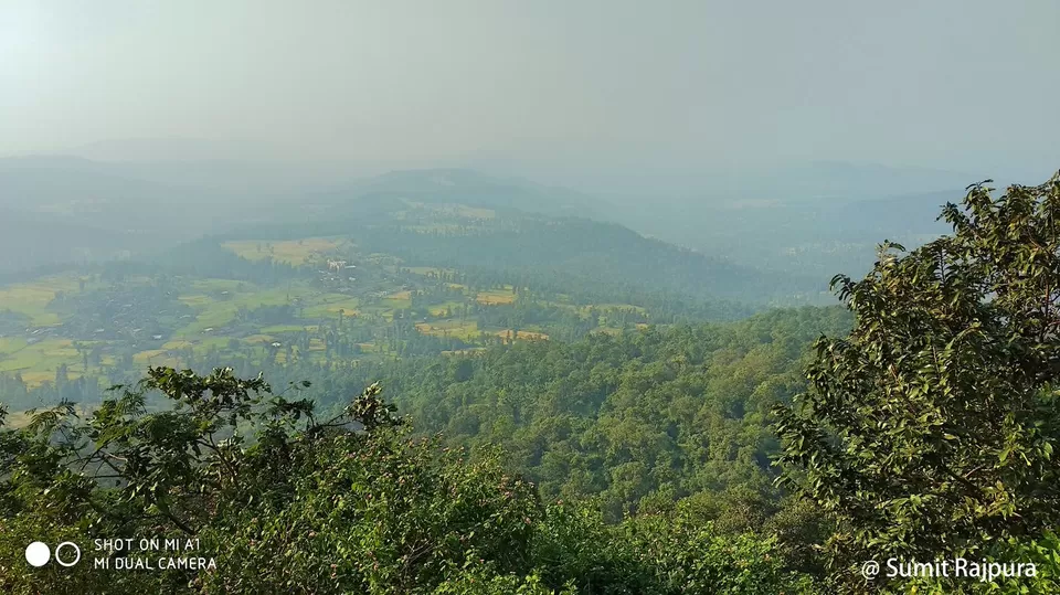 Photo of Saputara Hill Station, Saputara, Gujarat, India by UMANG PUROHIT