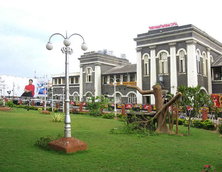 Photo of Thiruvananthapuram Railway station, Chalai Bazaar, Thampanoor, Thiruvananthapuram, Kerala, India by Paurav Joshi