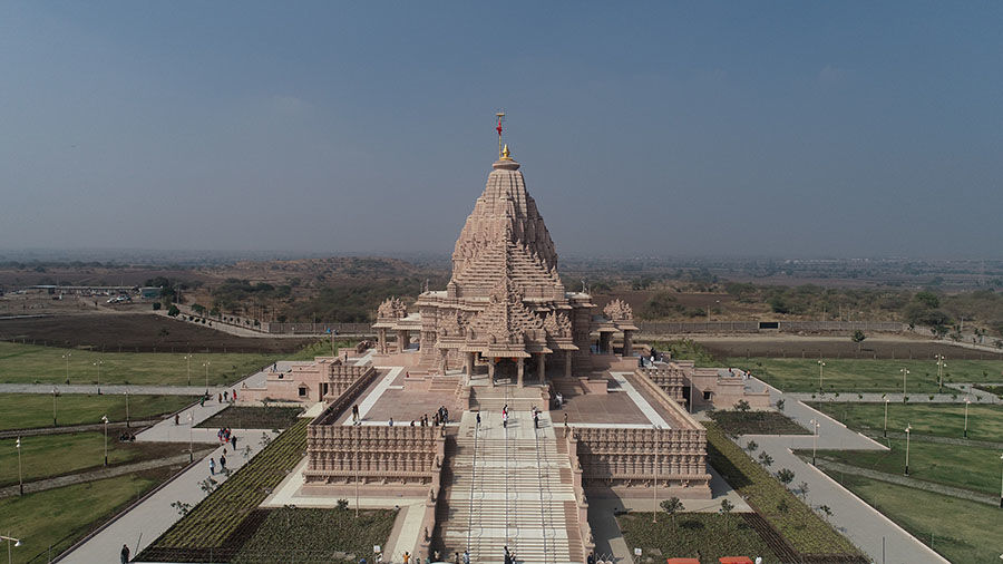 Photo of એક દિવસની ધાર્મિક યાત્રા માટે ચોટિલા, ખોડલધામ છે બેસ્ટ, અમદાવાદથી આ રીતે જવાય by Paurav Joshi